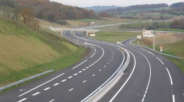 Autostrada Sibiu-Piteşti are acord de mediu. Vezi traseul din Argeş!