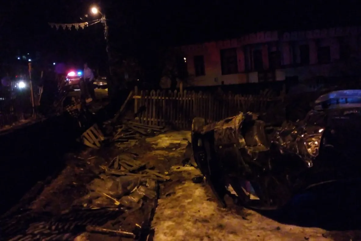 Video-Accident teribil! Şoferul fără permis s-a aflat la un pas de moarte