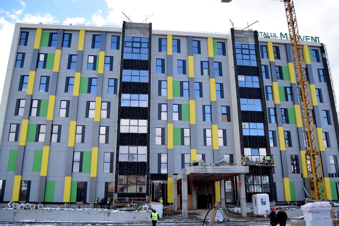 Noul spital din Mioveni, în linie dreaptă! Secțiile, finalizate în procent de 80%