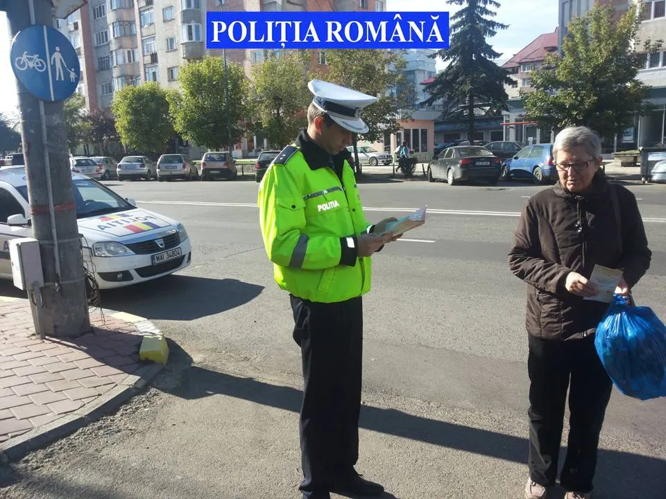 Peste 100 de pietoni, amendați de polițiștii argeșeni