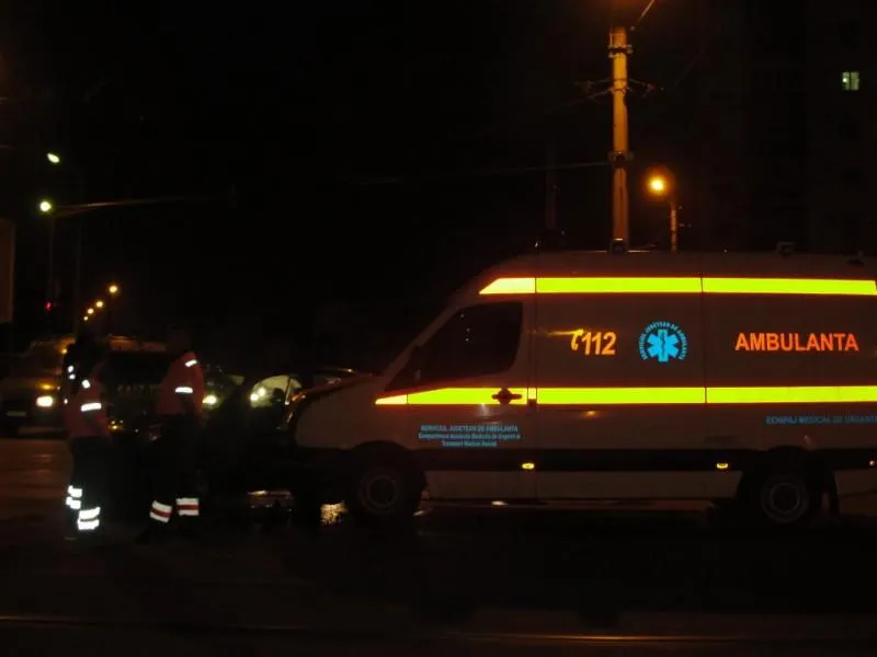 A trecut cu mașina peste un bărbat căzut pe şosea, la Mioveni!