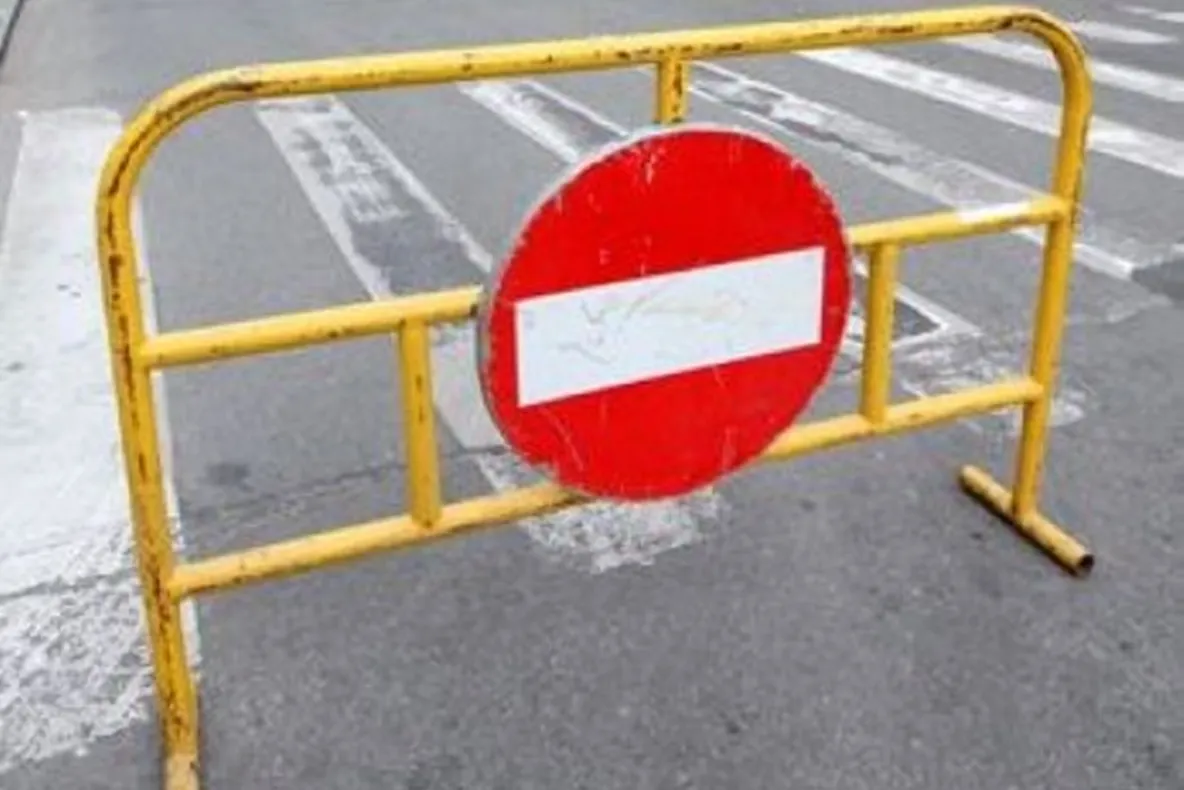 Atenție, șoferi! Circulația rutieră este întreruptă pe DN 7, în zona Topoloveni