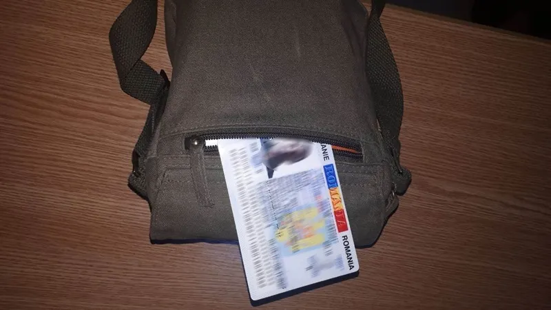 Folosind identitate falsă a încercat să cumpere telefoane
