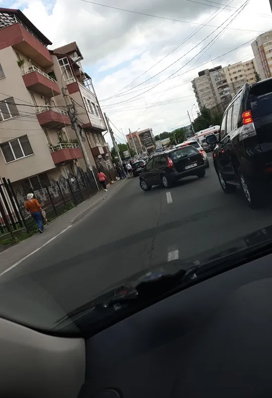 Maşină de epocă distrusă de un şofer începător, la Piteşti