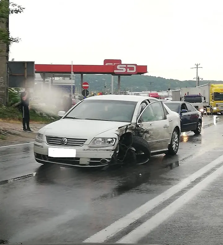 Update! Carambol la Bascov! Două TIR-uri și 5 mașini implicate într-un accident