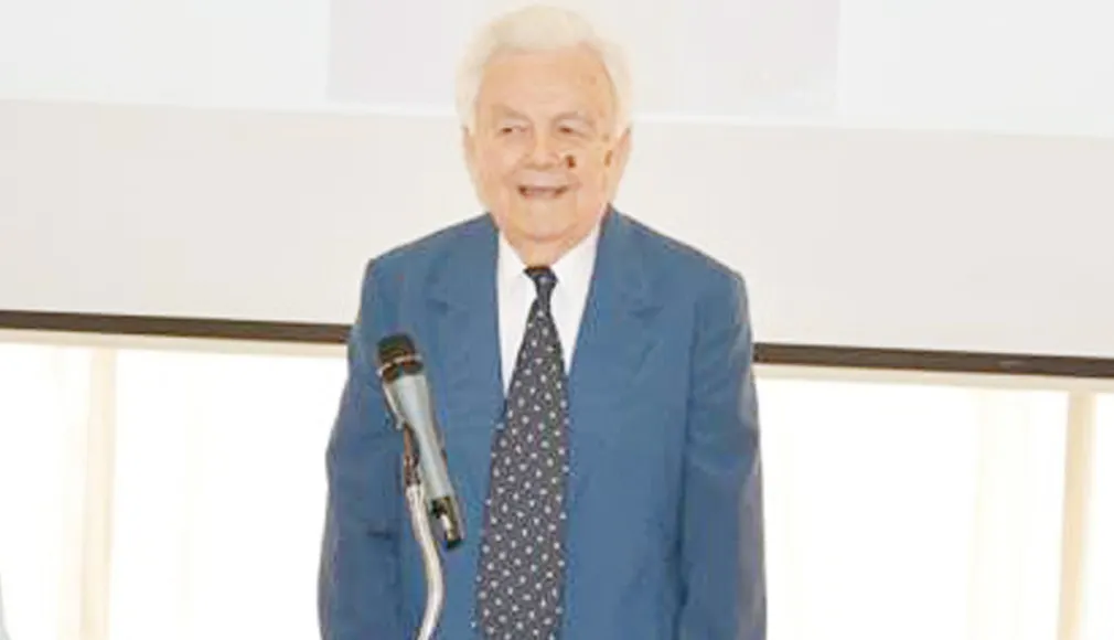 A murit primul rector al Universității din Pitești