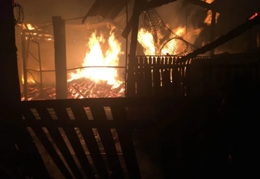 Update-Cadavrul unei femei descoperit la un incendiu din Leordeni