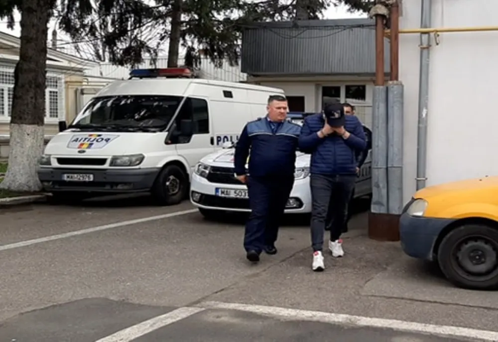 Falși furnizori, au furat 30.000 de lei de la un octogenar!