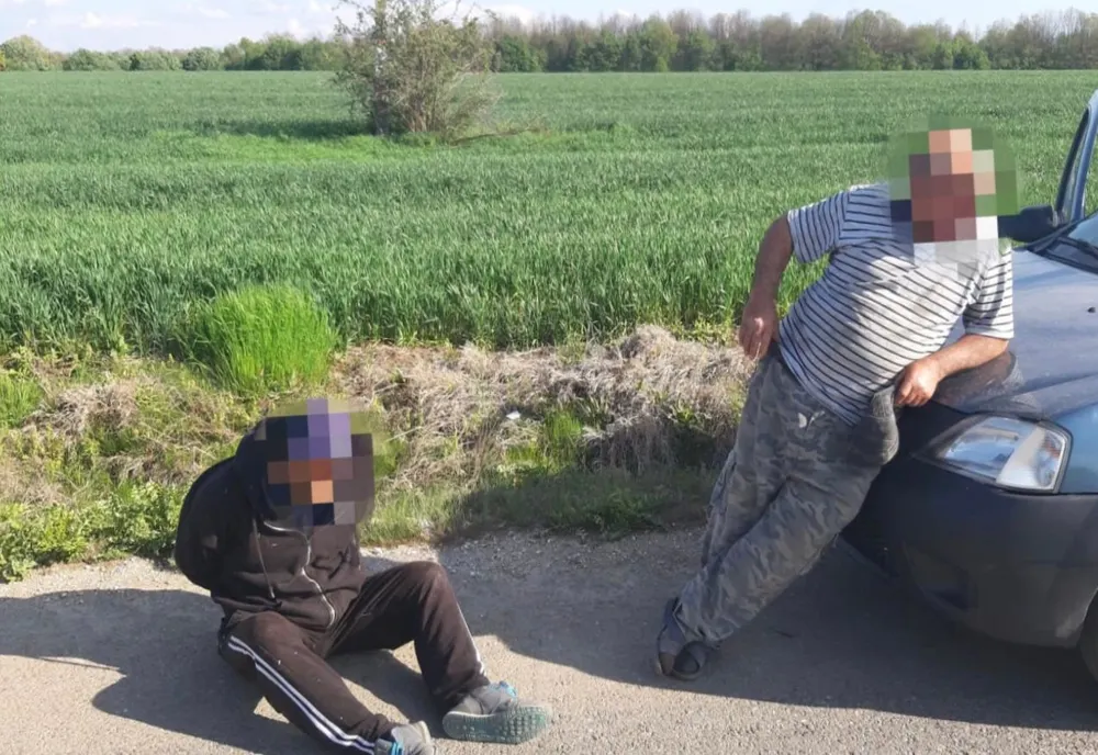 Video-Zece braconieri urmăriți de jandarmi, după ce au fost pescuit ilegal!