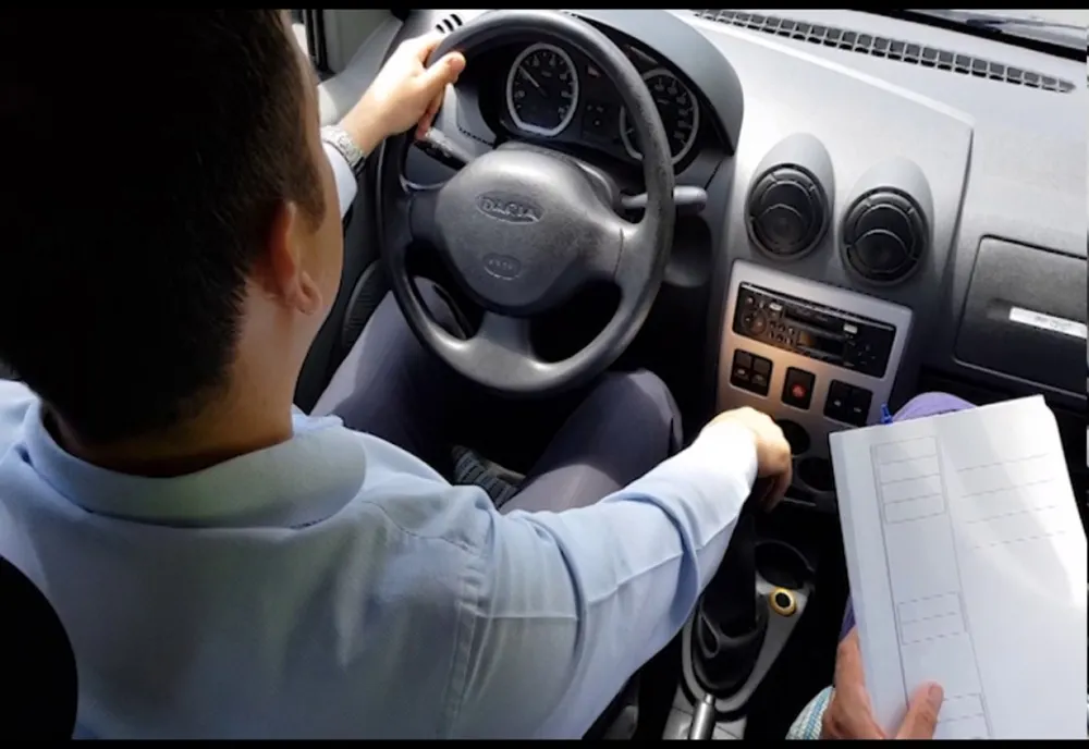 Începe examinarea la proba practică pentru permis, la Pitești