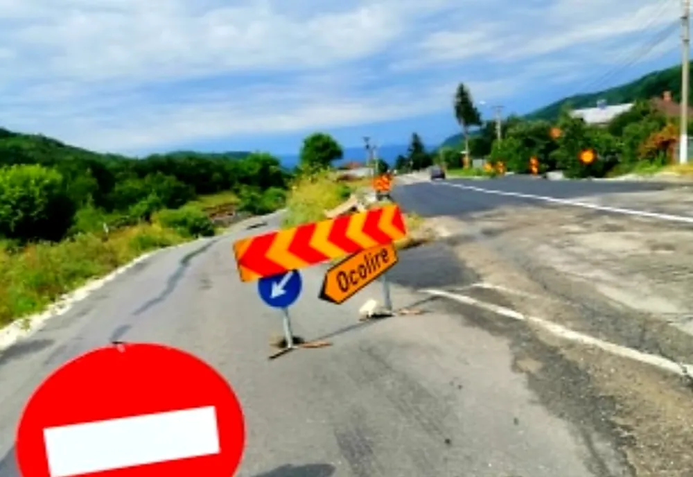 Fără coloane de mașini pe DN73. Lucrările au ajuns la final