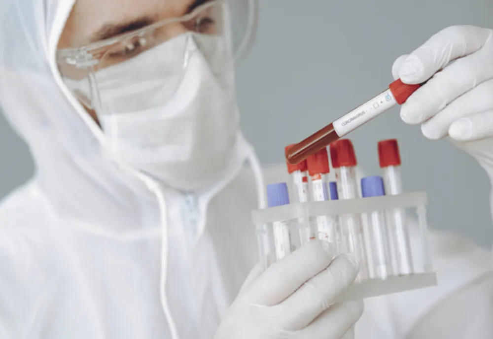 Peste 1.100 de cazuri noi de coronavirus. Câte sunt în fiecare judeţ
