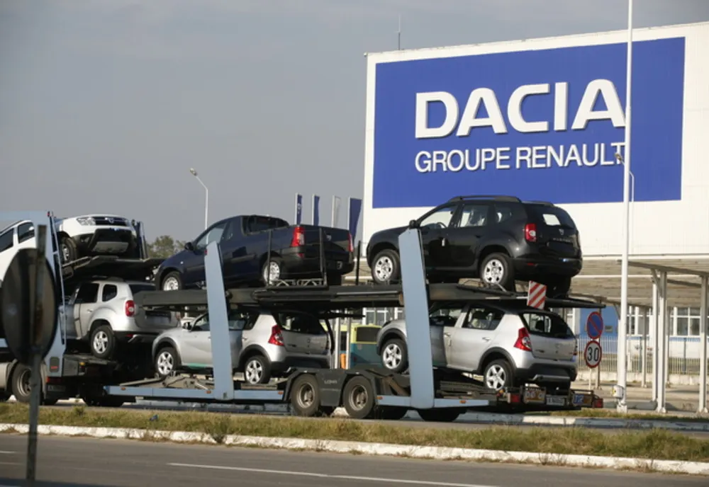 Aproxmativ 12.000 de angajați ai Dacia se află în șomaj tehnic