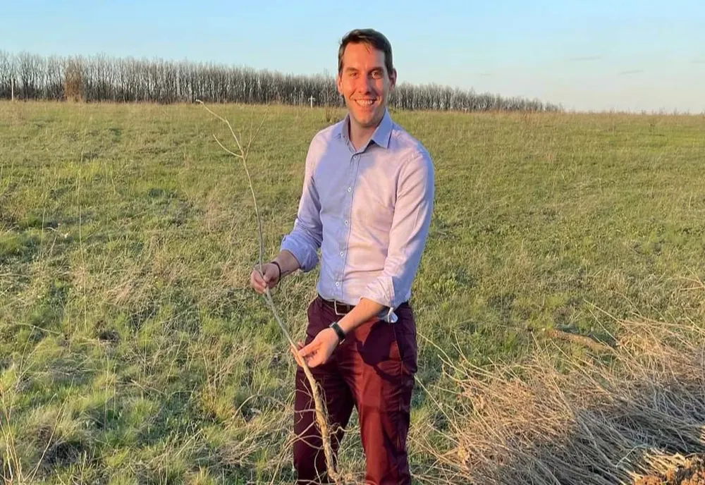Nicolae al României plantează astăzi copaci în județul Dolj