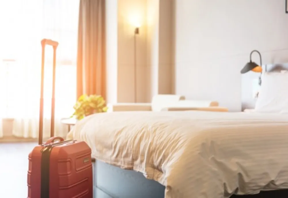Cazare gratuită pentru turiștii care aleg să îsi petreacă noaptea într-o cameră "transparentă"