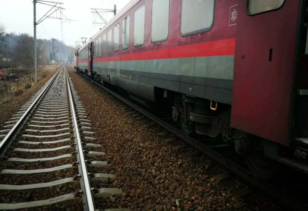 Traficul feroviar a fost reluat pe Magistralele 300 și 400
