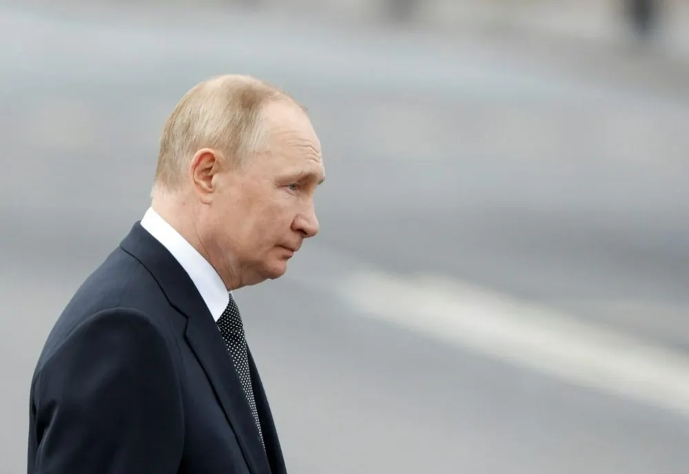 PUTIN AMENINȚĂ CU RĂSPUNS "FOARTE SERIOS" LA ORICE ATAC ASUPRA RUSIEI ȘI INSISTĂ PENTRU DIALOGUL CU TRUMP