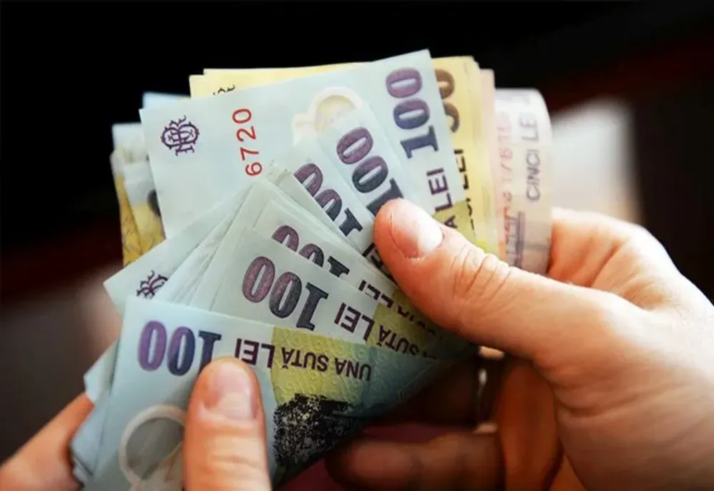 INS: Câștigul salarial mediu net a crescut în octombrie 2025, impulsionat de prime și rezultate mai bune în producție