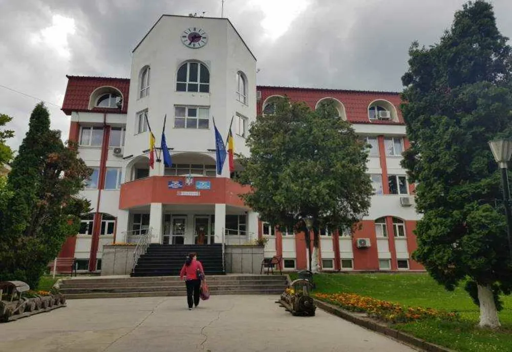 Dezinsecție la Curtea de Argeș