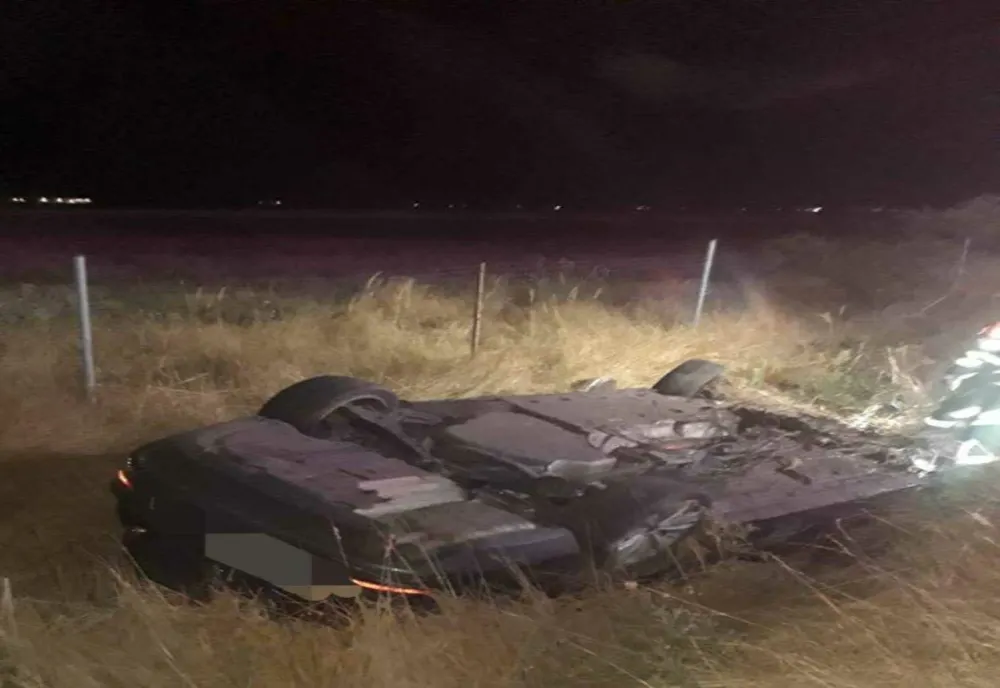 ACCIDENT ÎN COMUNA OARJA: MAȘINĂ RĂSTURNATĂ PE AUTOSTRADA A1