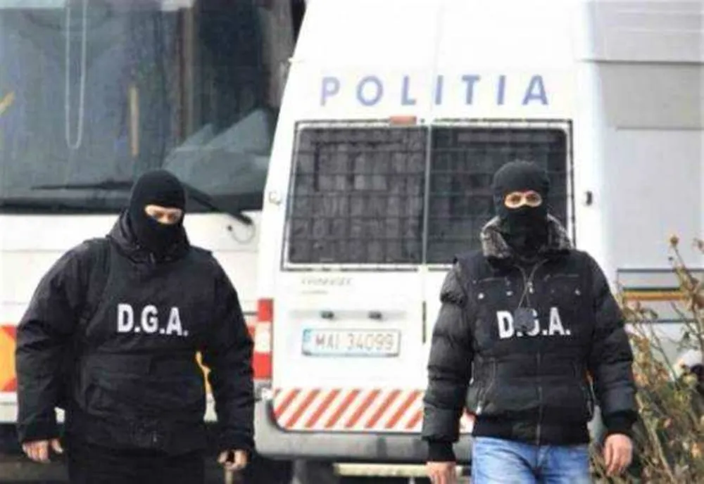 Înaltă funcționară trimisă în judecată pentru trafic de influență