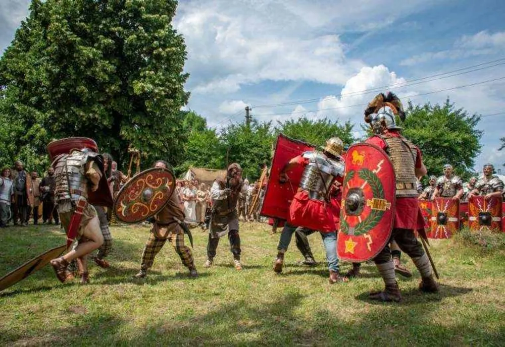 FESTIVALUL DE RECONSTITUIRE ANTICĂ „TRANSALUTANUS FEST” LA CASTRUL ROMAN JIDOVA