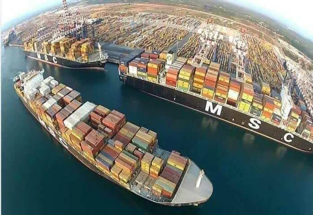 GHID PENTRU IMPORTUL DIN CHINA: CUM SĂ ALEGI UN FURNIZOR DE ÎNCREDERE ȘI SĂ OPTIMIZEZI COSTURILE DE LIVRARE