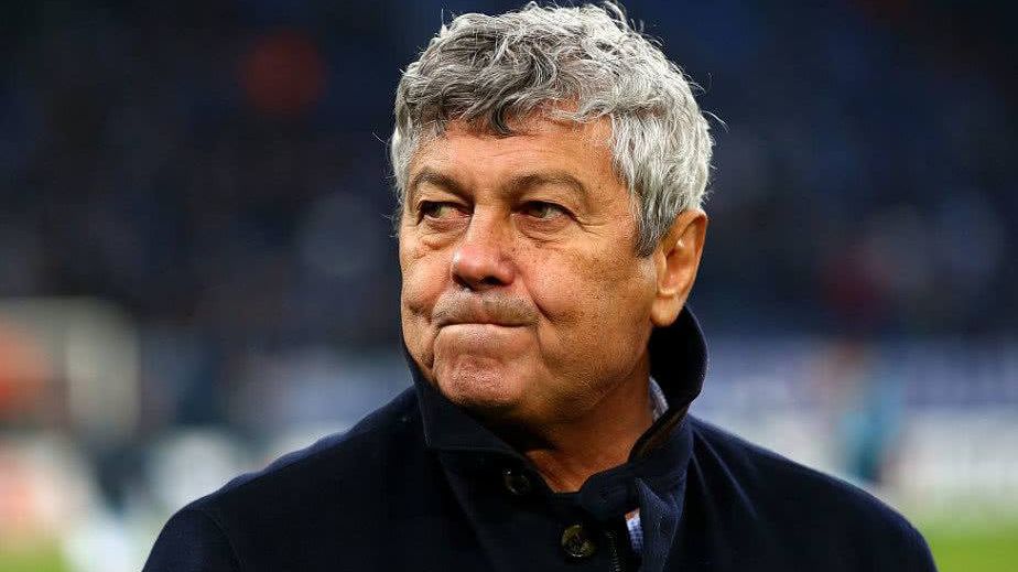 Cine va conduce naționala cu Slovacia după retragerea lui Mircea Lucescu. Favorit pentru postul de selecționer
