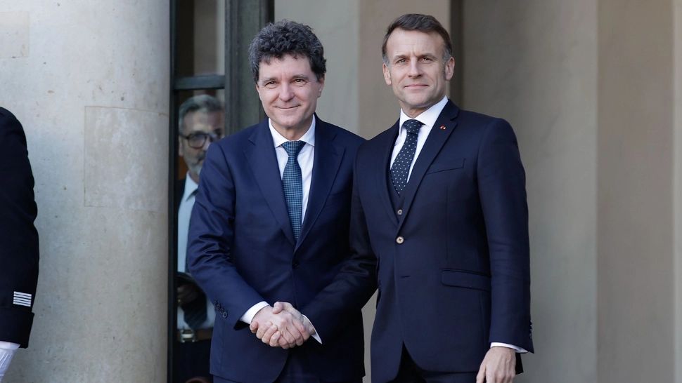 Președintele Franței va veni în România, la începutul lunii mai