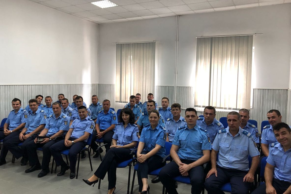 Avansări în grad la Jandarmeria Argeş. Zeci de angajaţi vor da de băut!