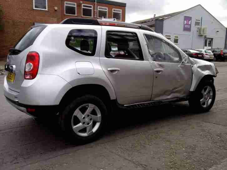 O șoferiță a făcut trei victime, provocând un accident la Curtea de Argeș