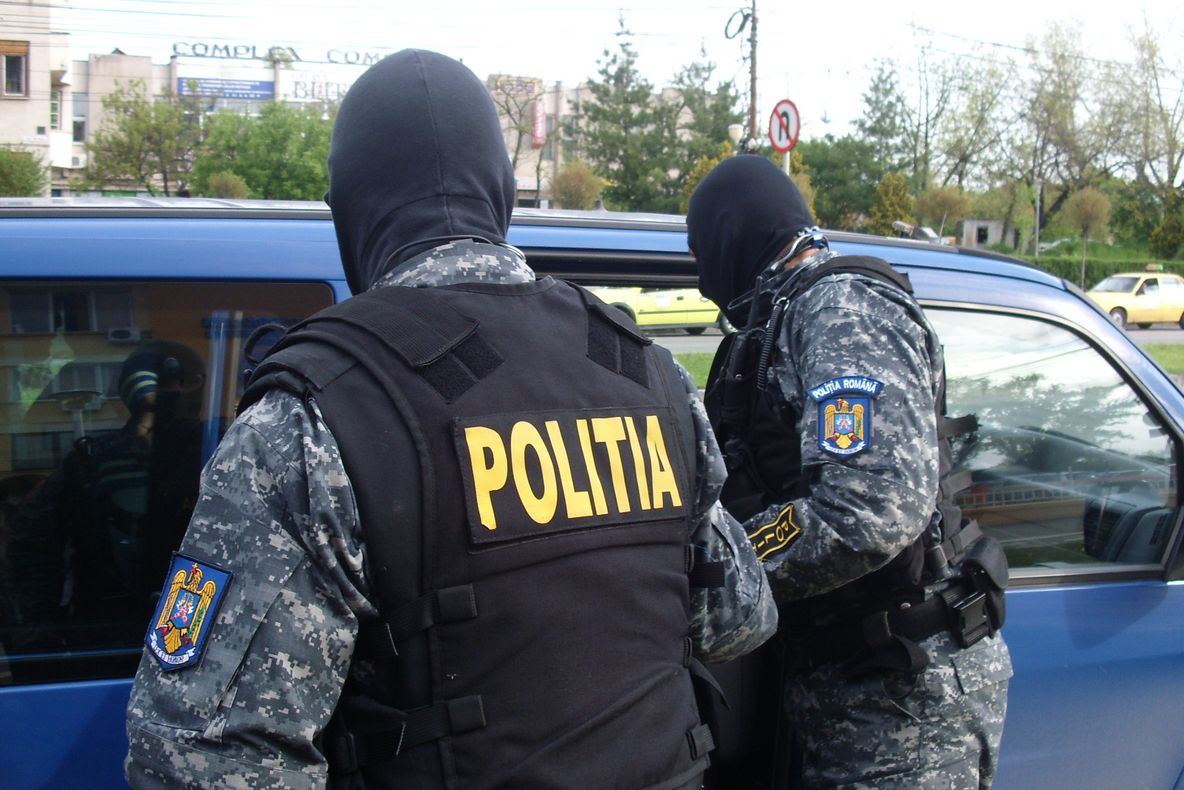 Percheziții în Argeș la suspecți de evaziune fiscală! Prejudiciu imens