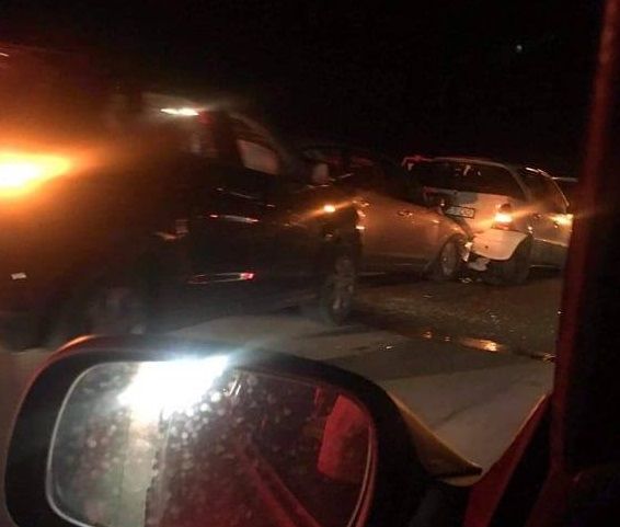 Video- Carambol pe A 1 la kilometrul 81! Traficul, blocat pe o bandă!