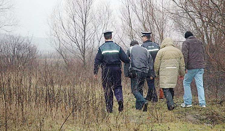 Braconieri condamnaţi! Instanţa le-a confiscat şi arma