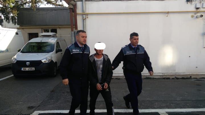 Reţinut că fura din case de vacanţă! O parte din prejudiciu, recuperat