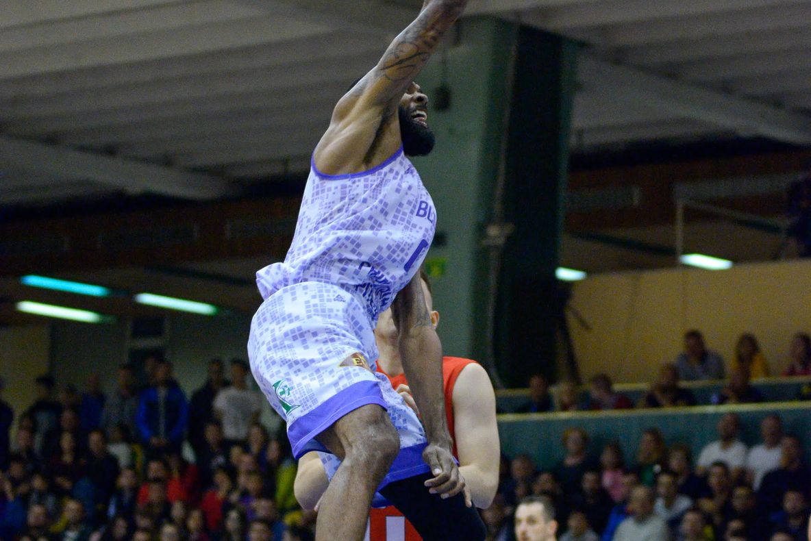 Două meciuri în patru zile pentru BCM U Pitești! Amical de lux pentru vulturii alb-violeți