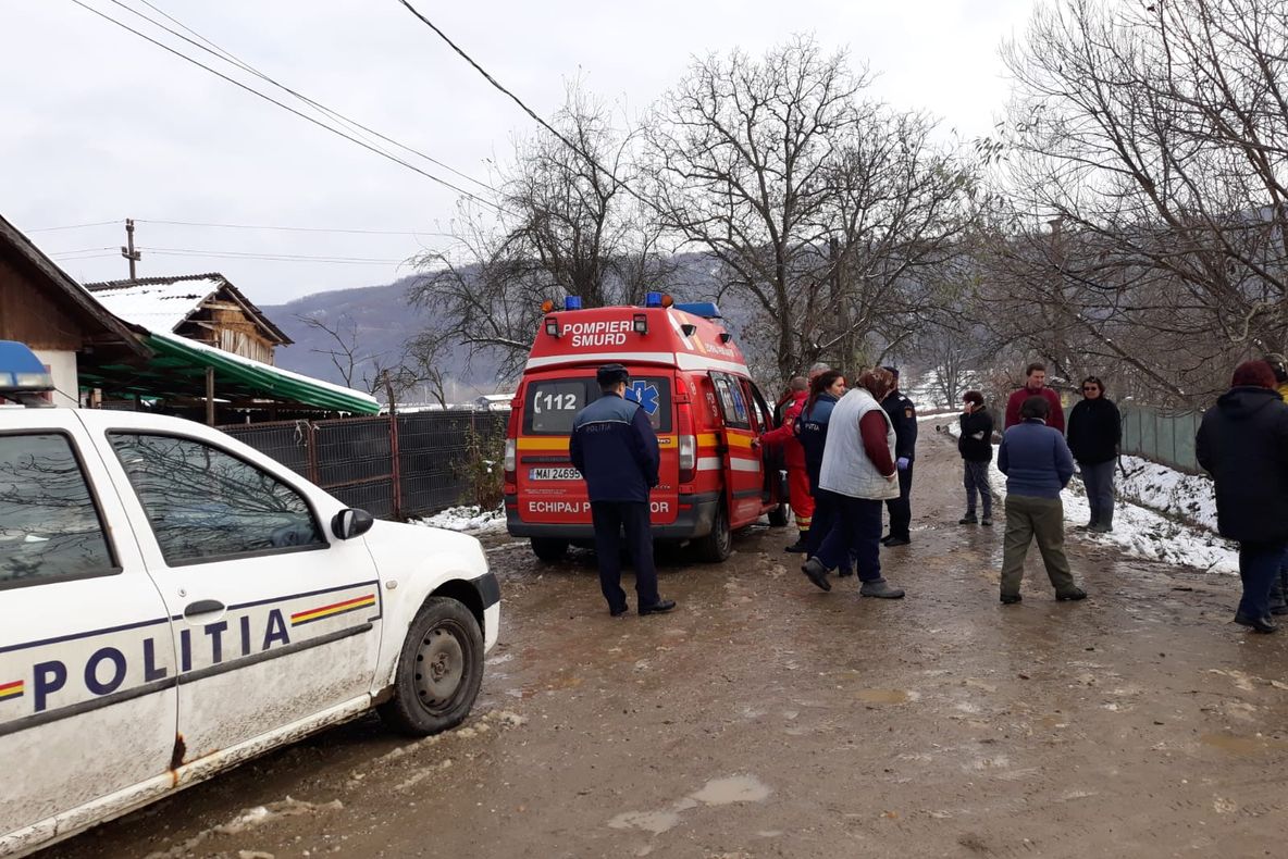 UPDATE! Crimă la Davidești! Bărbat găsit cu gâtul tăiat