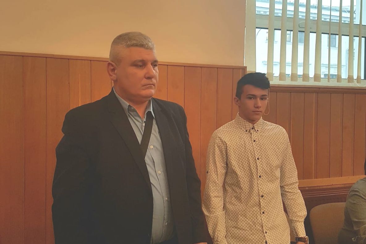 Un vicecampion european la box și antrenorul său, premiați de municipalitate!