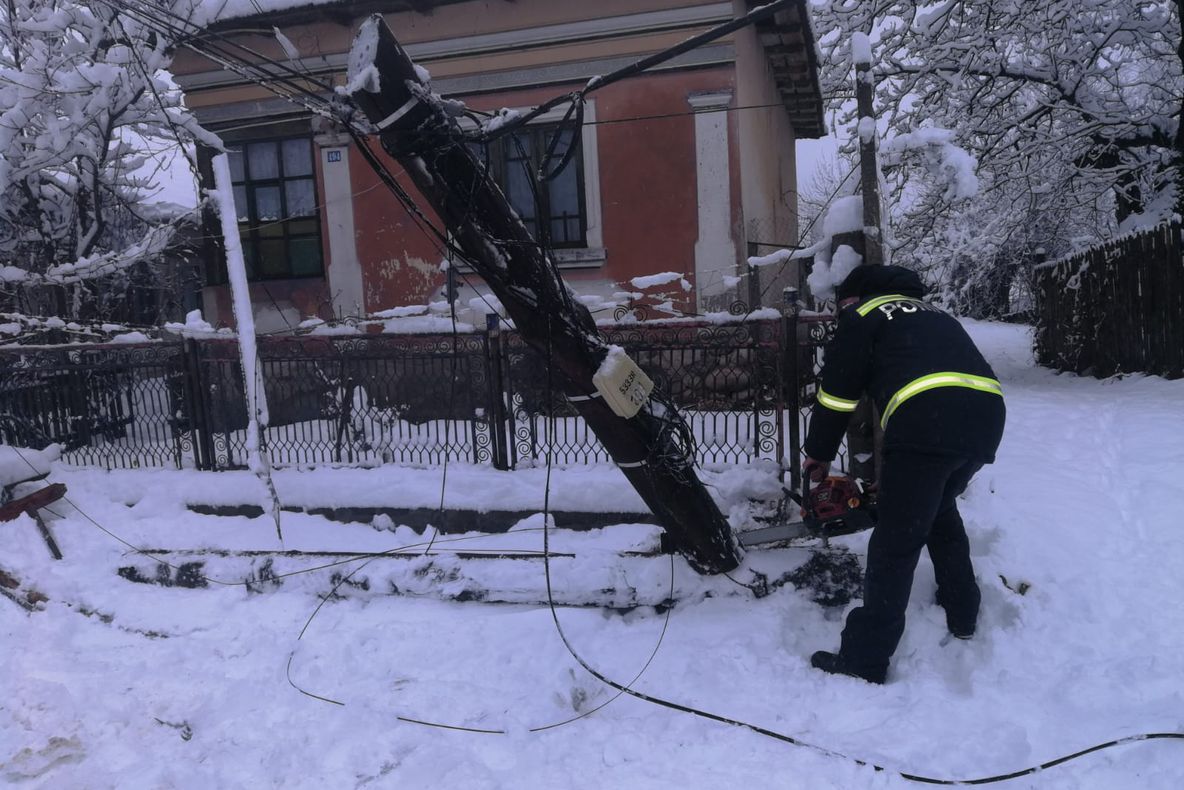 Argeșeni, fără curent de 24 de ore! Peste 3.000 de locuințe afectate