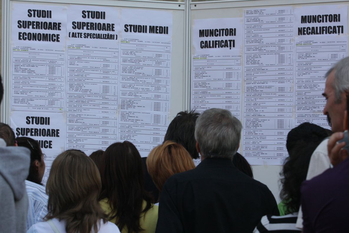 A scăzut rata şomajului în Argeş! Peste 8.000 de şomeri în judeţ
