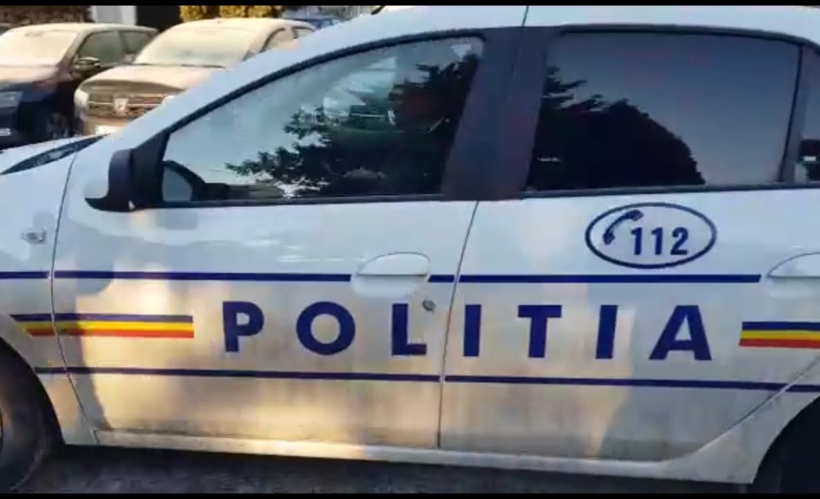 UPDATE! Femeie lovită de o mașină pe trecere. Șoferul a fugit de la fața locului