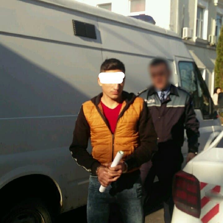 Boxer reţinut! A bătut un necunoscut pe stradă