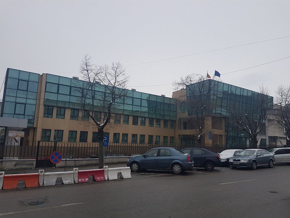 Procurorii din Argeș își suspendă activitatea timp de mai multe zile