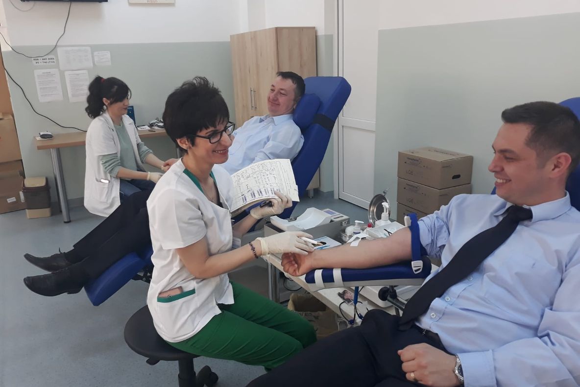 Salvatorii argeșeni au donat un strop de viață! Acțiuni de donare de sânge!