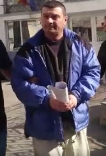 Video! Piteștean reținut! Cerea oamenilor bani spunând că nu are schimbat