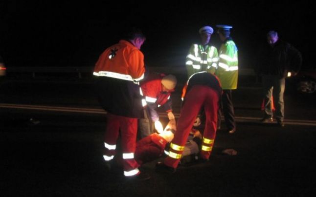 Şoferul beat a izbit un cap de pod! A fost rănit grav