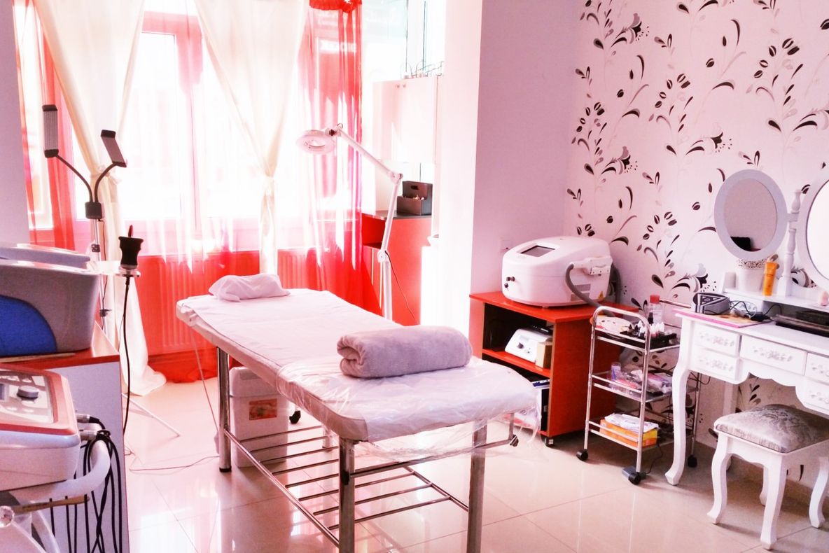 Atenție doamnelor! Nereguli depistate la saloane de înfrumusețare