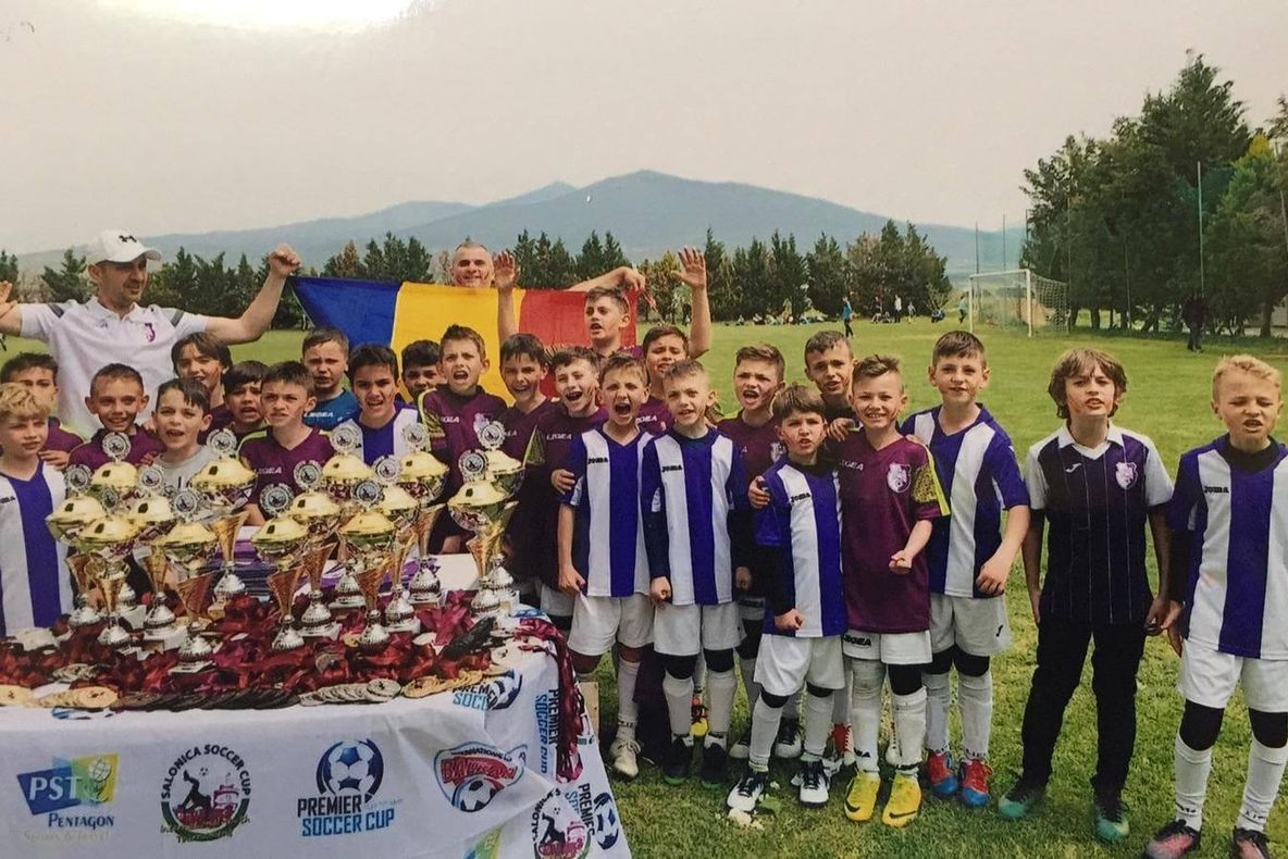 Speranțe pentru viitor! Juniorii de la FC Argeş au câştigat un turneu în Grecia