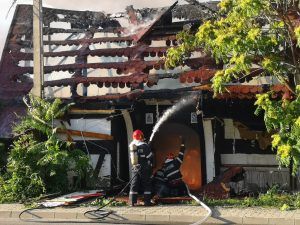 Fostul restaurnat Zahana a ars de la o ţigară!