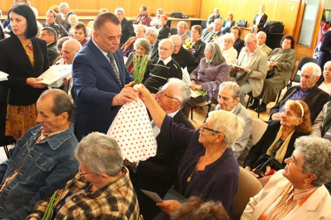 Premierea cuplurilor pentru cinci decenii de căsătorie, la Piteşti